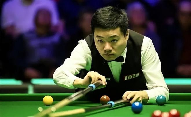 华莱士指出 华莱士指出